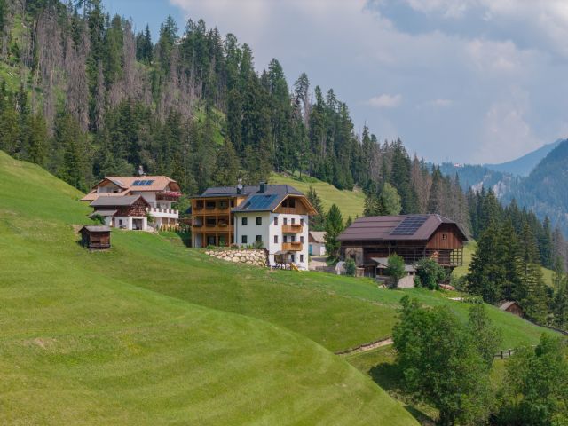 Image: Farm Holidays Lüch dl Chessl, Dolomites